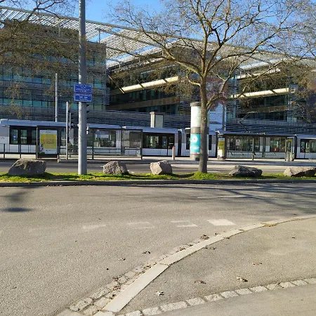 Apartamento Magnifique Et Grand Trois Pieces Avec Belle Terrasse Meublee Et Arboree